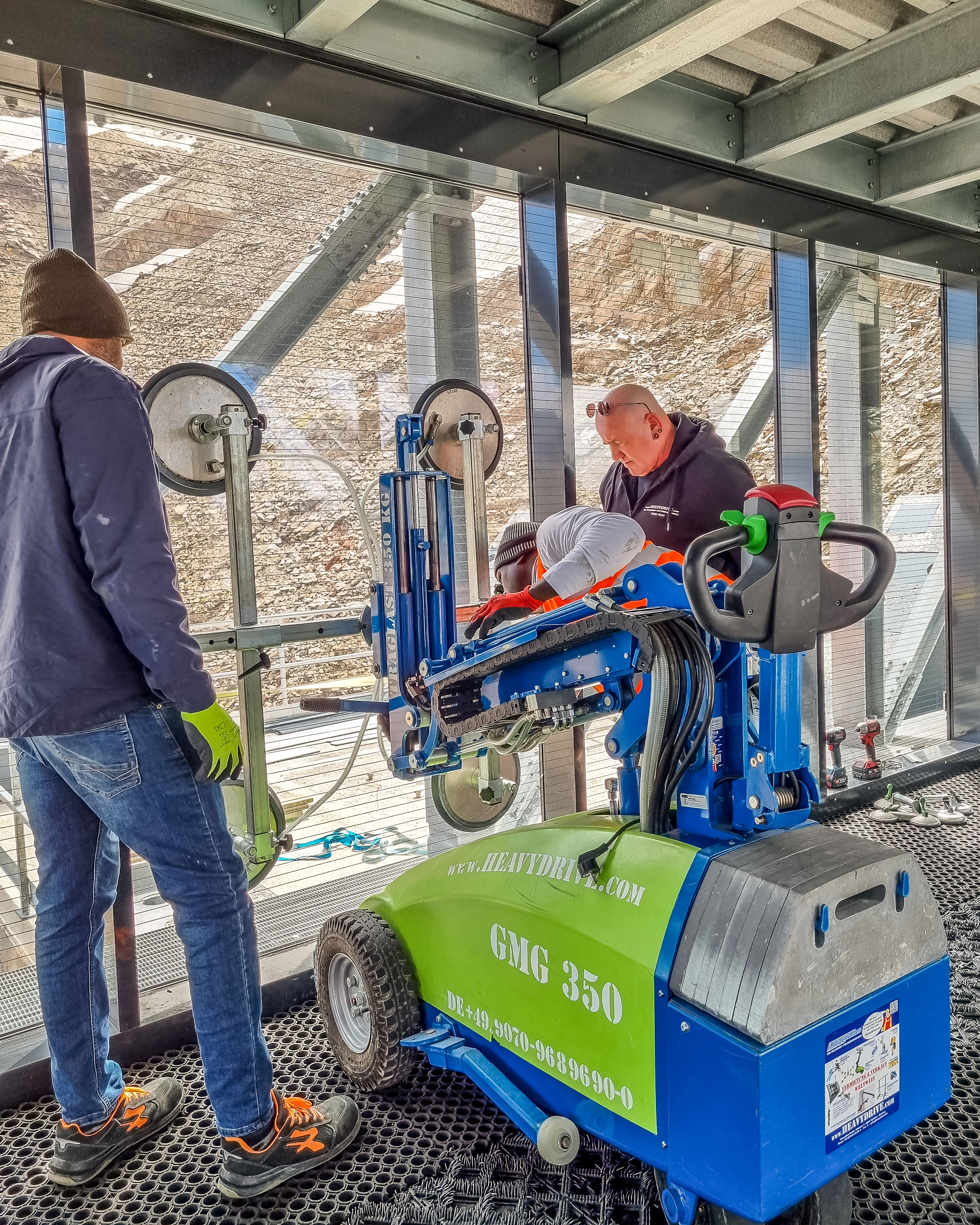 Înlocuirea discului folosind GMG 350 la o altitudine de 3200 de metri